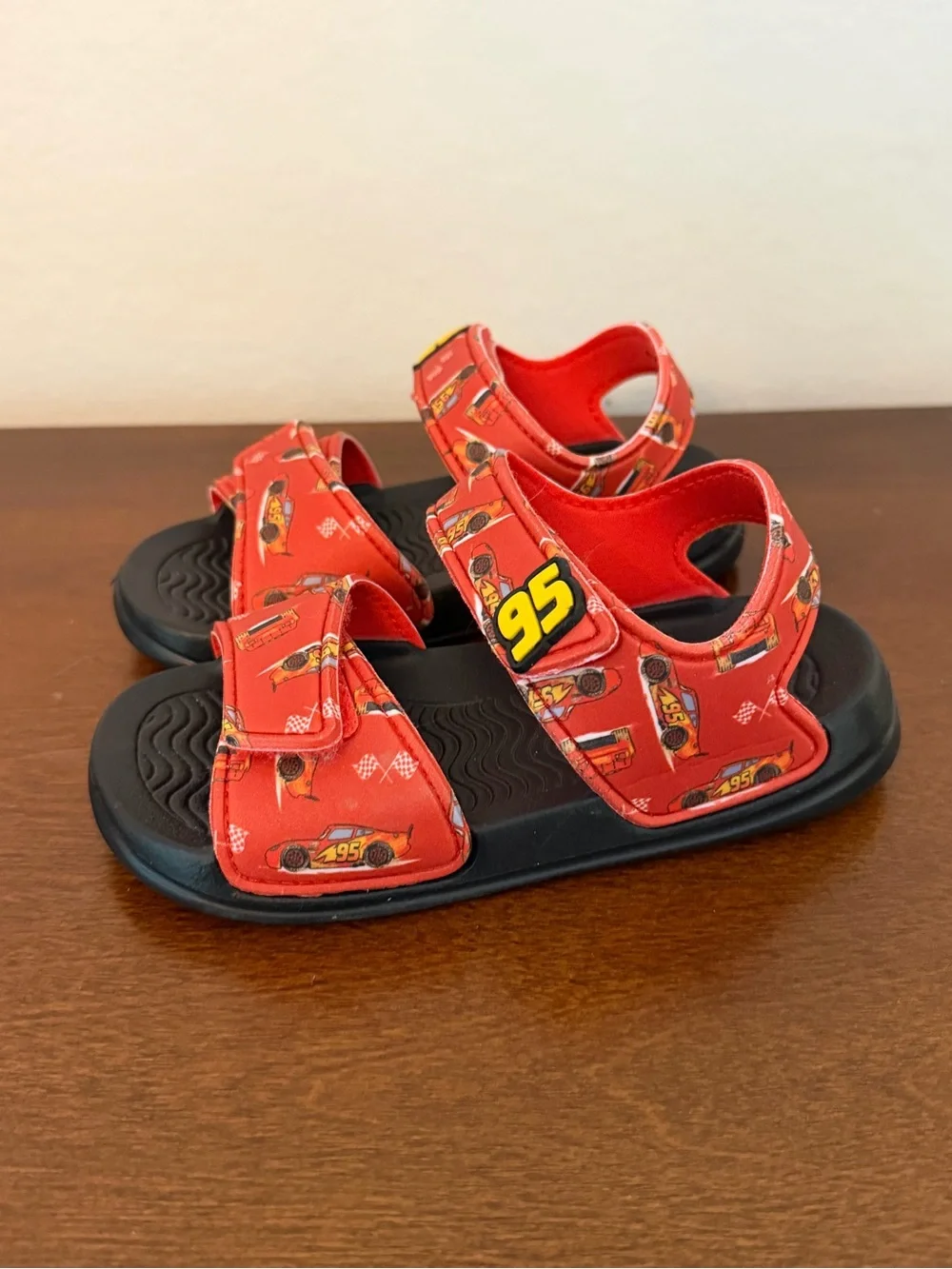 Disney Pixar Cars Lightning McQueen Toddler Sandals Size 8